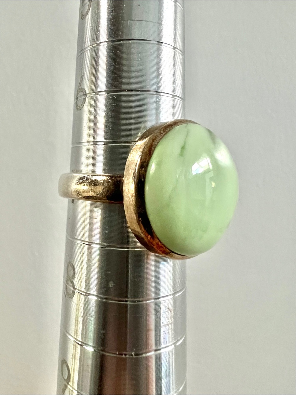 Sterling 925 Chrysoprase stone ring